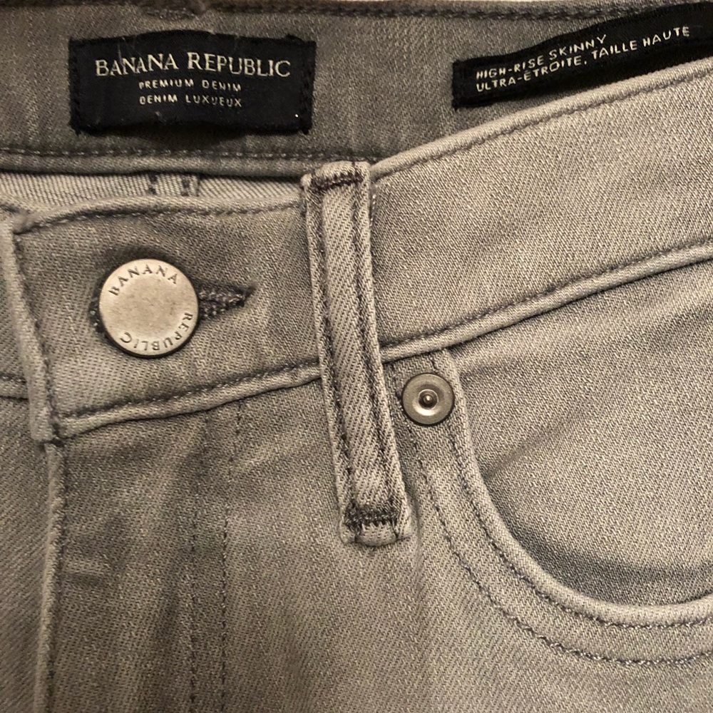 NWT Banana Republic 25 High rise skinny jeans